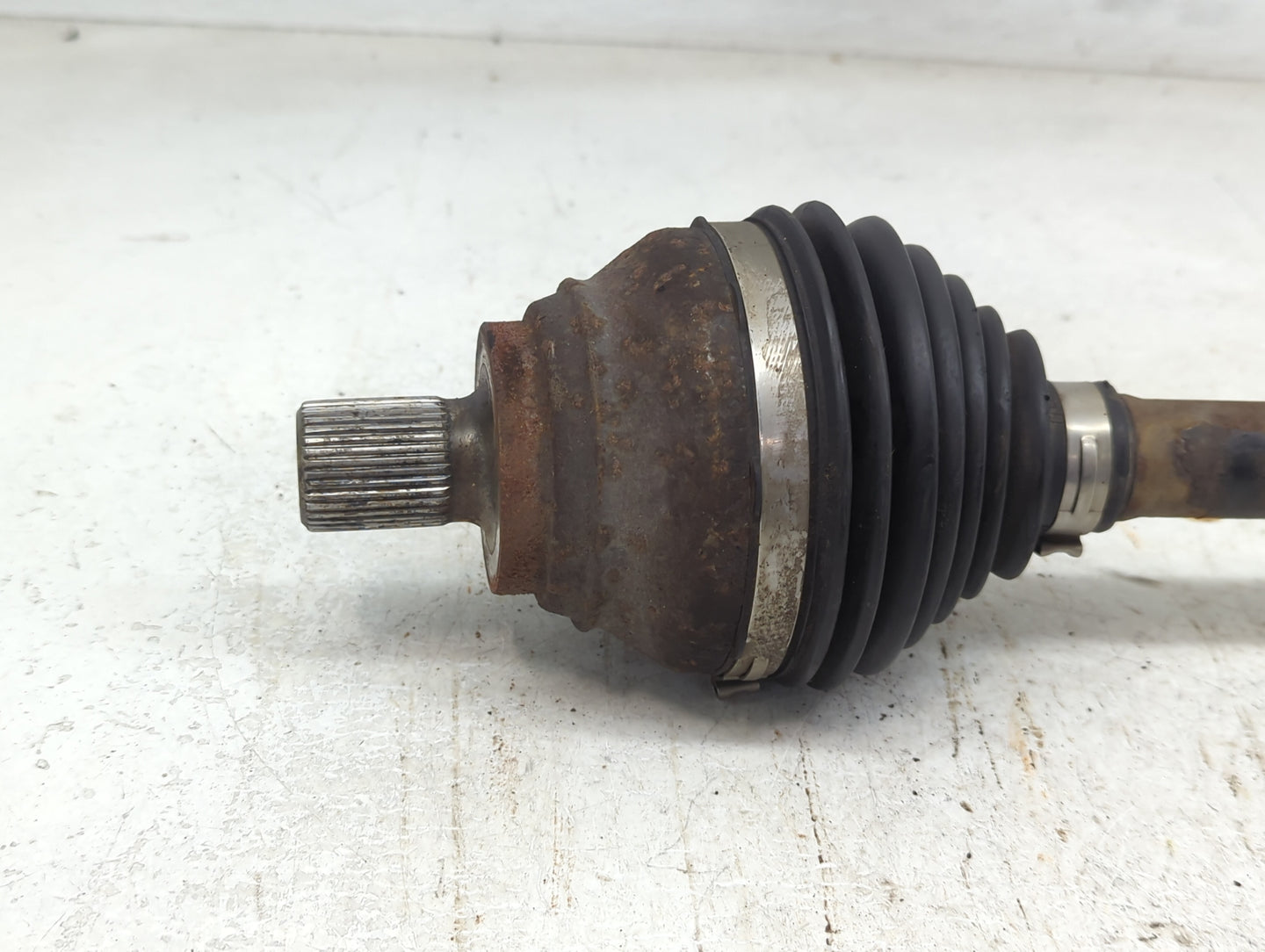 2015-2015 Volkswagen Golf Axle Shaft Front Driver Cv C/v - Oemusedautoparts1.com
