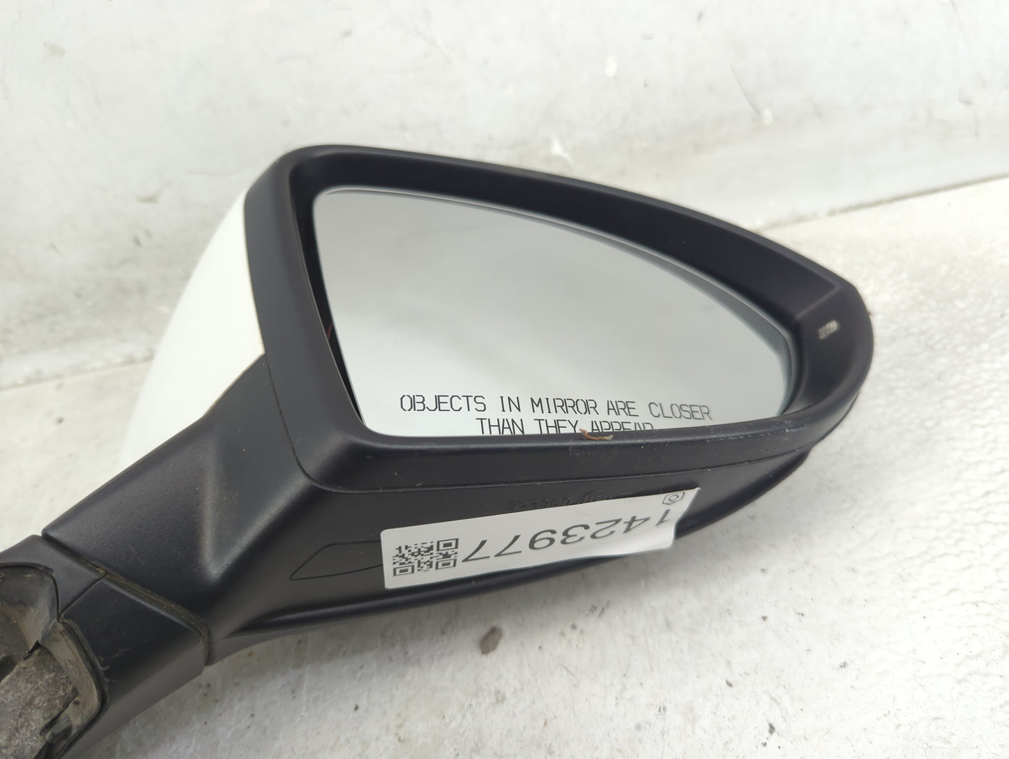 2015-2019 Volkswagen Golf Passenger Side View Mirror - Right Door Mirror OEM Used - Oemusedautoparts1.com