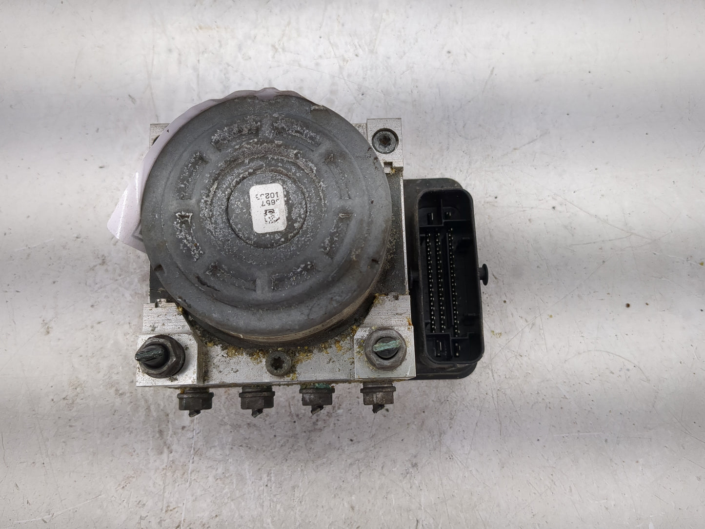 2015-2016 Volkswagen Golf ABS Pump Control Module Replacement P/N:3Q0907379P Fits Fits 2015 2016 2017 OEM Used Auto Parts - 