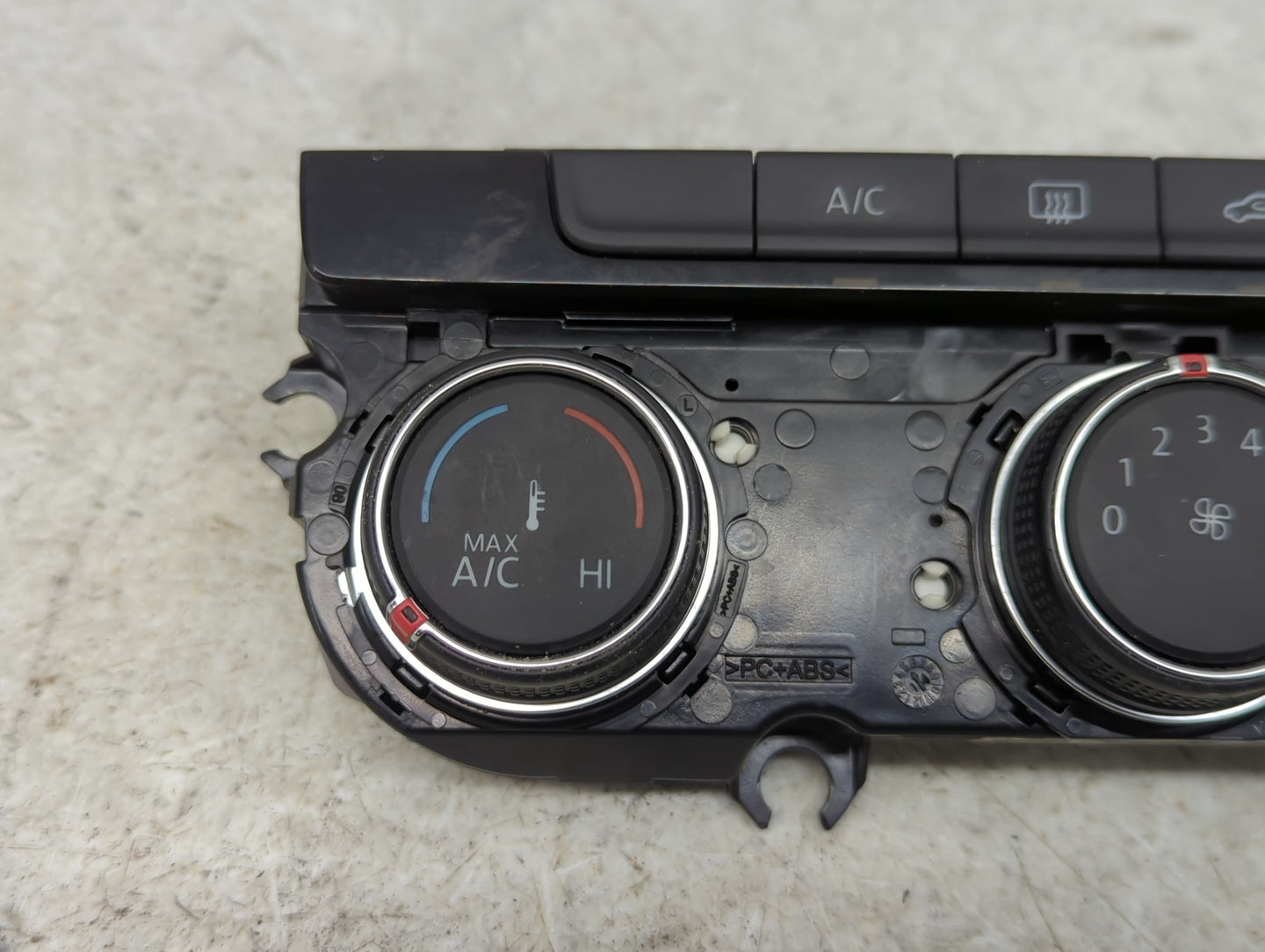 2015 Volkswagen Golf Climate Control Module Temperature AC/Heater Replacement P/N:5G0907426Q Fits OEM Used Auto Parts - Oemu