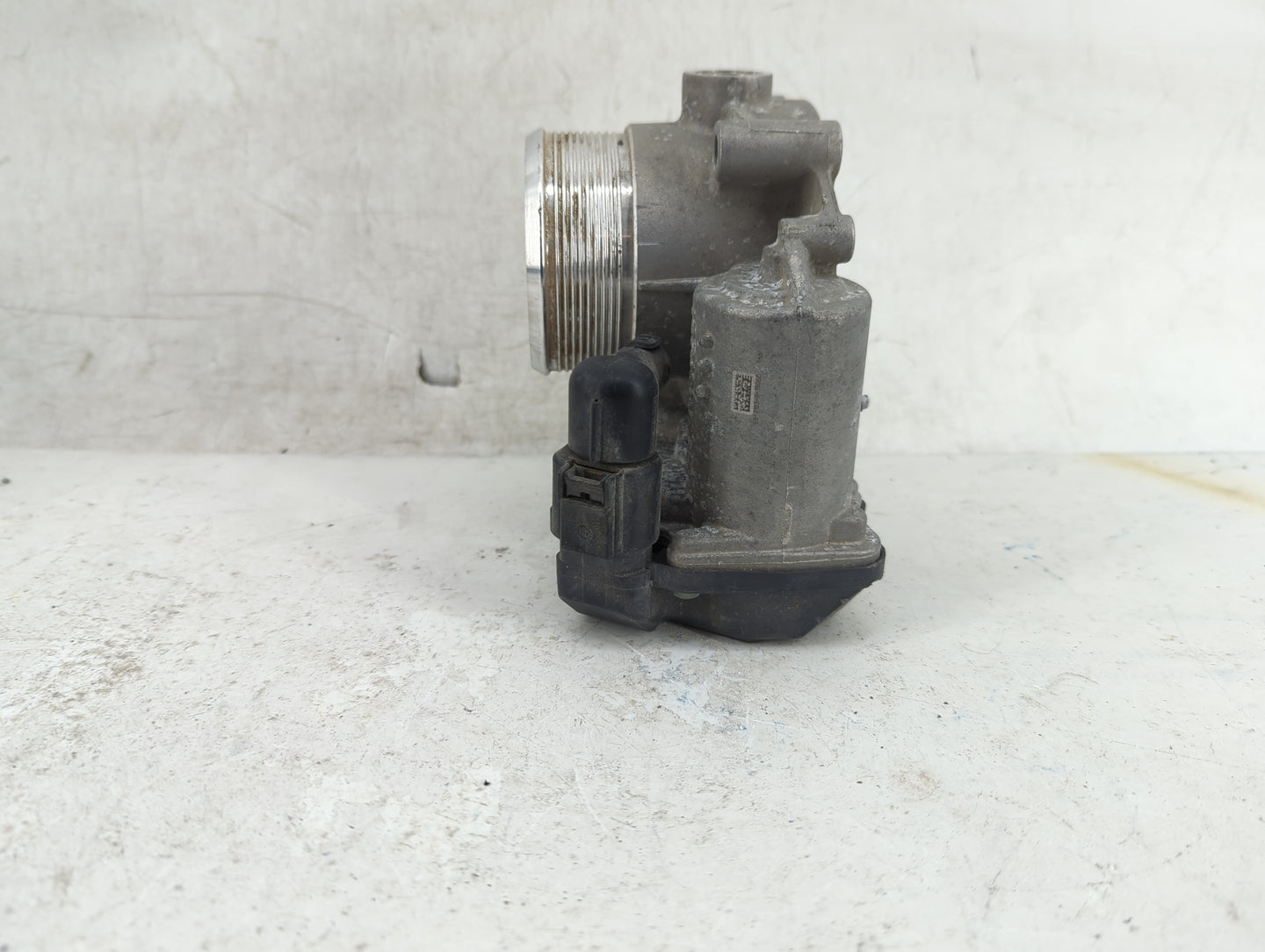 2013-2019 Volkswagen Golf Throttle Body P/N:06F 133 062 T Fits OEM Used Auto Parts - Oemusedautoparts1.com