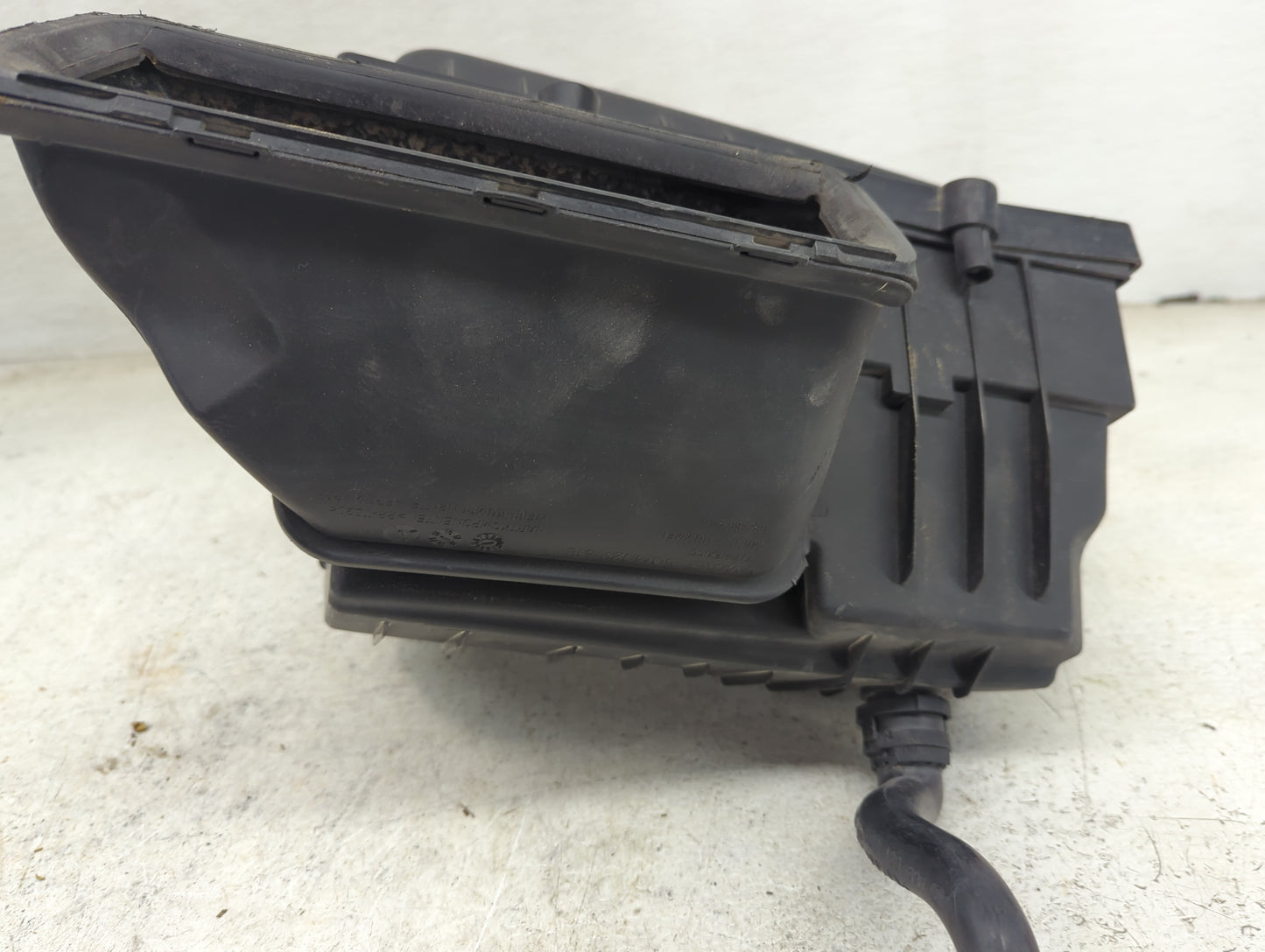 2015 Volkswagen Golf Air Cleaner Intake-duct Hose Tube - Oemusedautoparts1.com