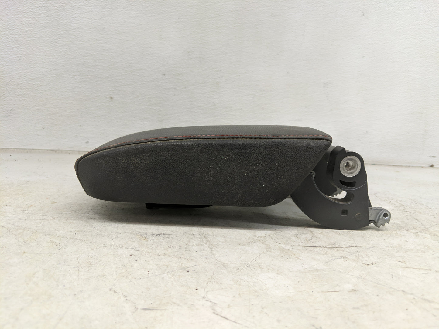 2015 Volkswagen Golf Center Console Armrest Cover Lid Fits OEM Used Auto Parts - Oemusedautoparts1.com