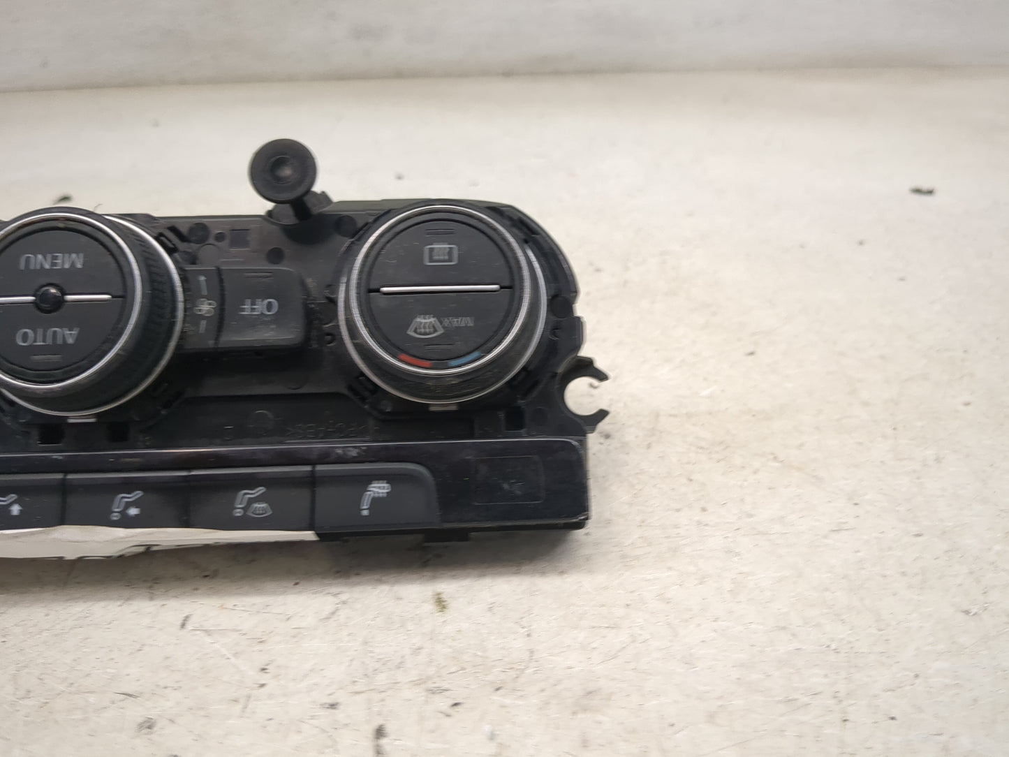 2015 Volkswagen Golf Climate Control Module Temperature AC/Heater Replacement P/N:5G0907044M 5HB013680-21, 5G0907044 Fits OE