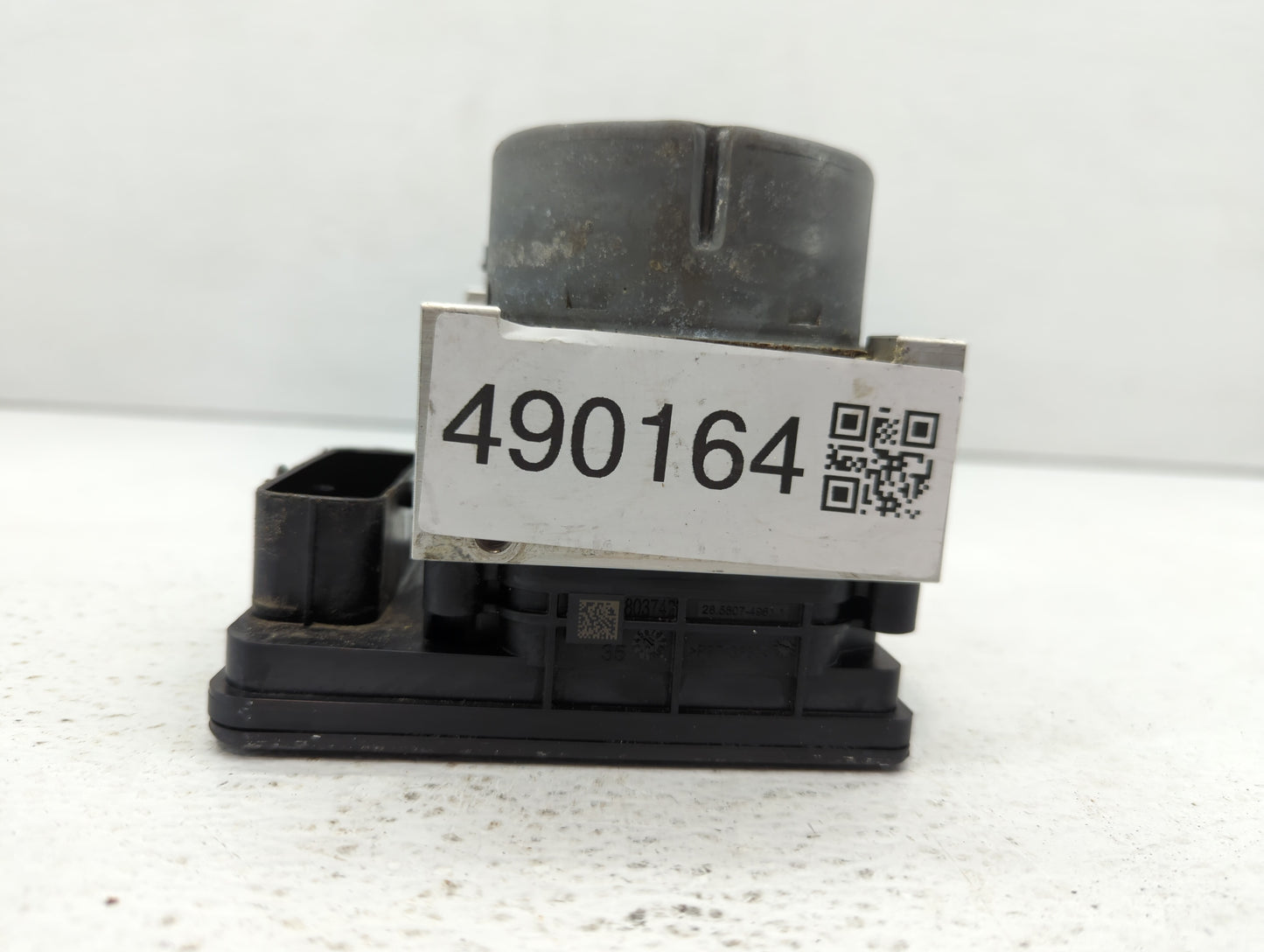 2015-2016 Volkswagen Golf ABS Pump Control Module Replacement P/N:5Q0 614 517 AQ 5Q0 614 517 AF Fits Fits 2015 2016 2017 OEM