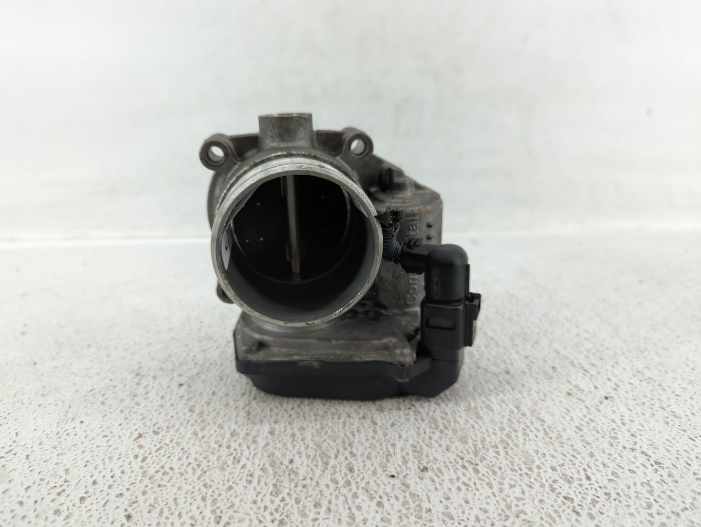 2013-2019 Volkswagen Golf Throttle Body P/N:06F 133 062 T Fits OEM Used Auto Parts - Oemusedautoparts1.com