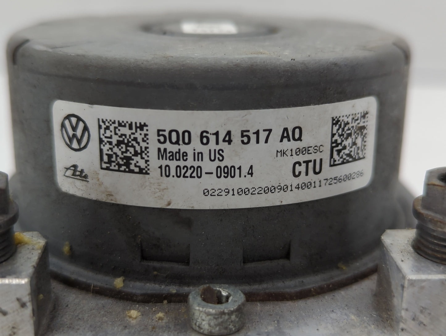 2015-2016 Volkswagen Golf ABS Pump Control Module Replacement P/N:5Q0 614 517 AQ, 3Q0 614 517 P Fits Fits 2015 2016 2017 OEM