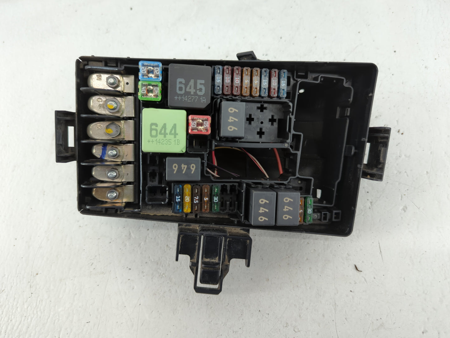 2015-2019 Volkswagen Golf Fusebox Fuse Box Panel Relay Module P/N:5Q0 937 132 A 63512386 Fits OEM Used Auto Parts - Oemuseda