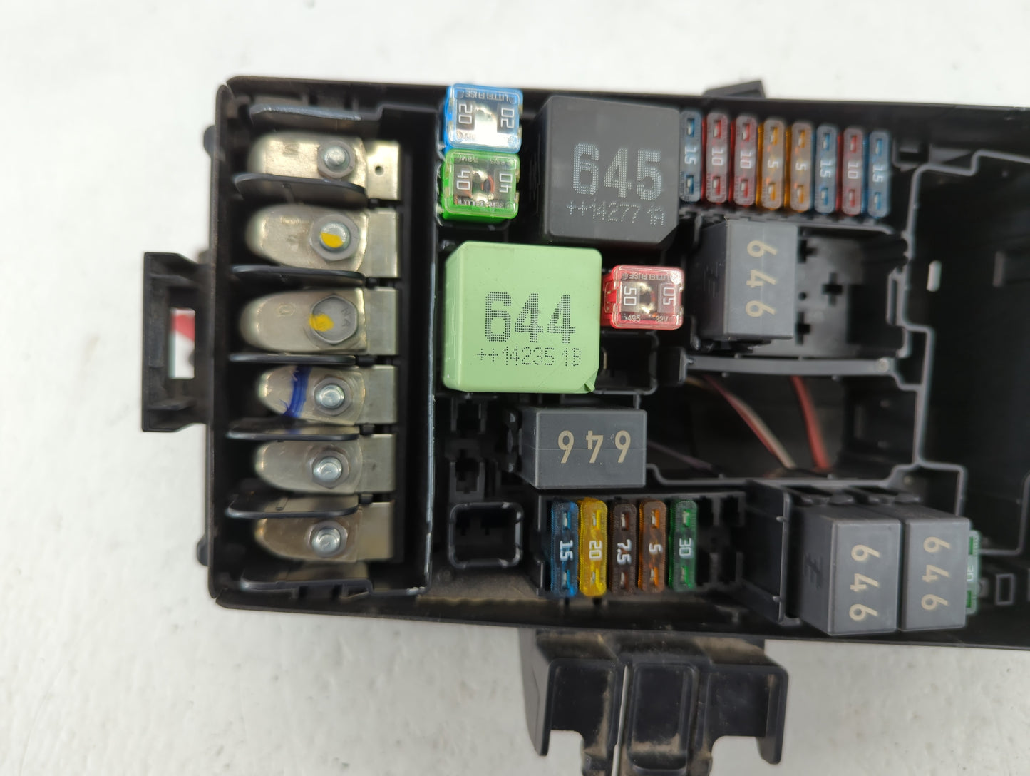 2015-2019 Volkswagen Golf Fusebox Fuse Box Panel Relay Module P/N:5Q0 937 132 A 63512386 Fits OEM Used Auto Parts - Oemuseda