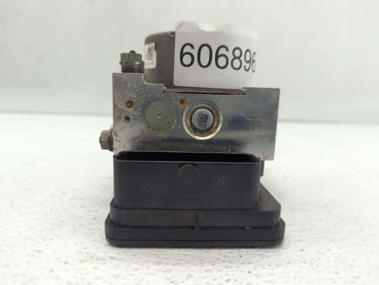 2015-2016 Volkswagen Golf ABS Pump Control Module Replacement P/N:3Q0 614 517 P 5Q0 614 517 J Fits Fits 2015 2016 2017 OEM U