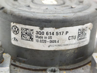 2015-2016 Volkswagen Golf ABS Pump Control Module Replacement P/N:3Q0 614 517 P 5Q0 614 517 J Fits Fits 2015 2016 2017 OEM U