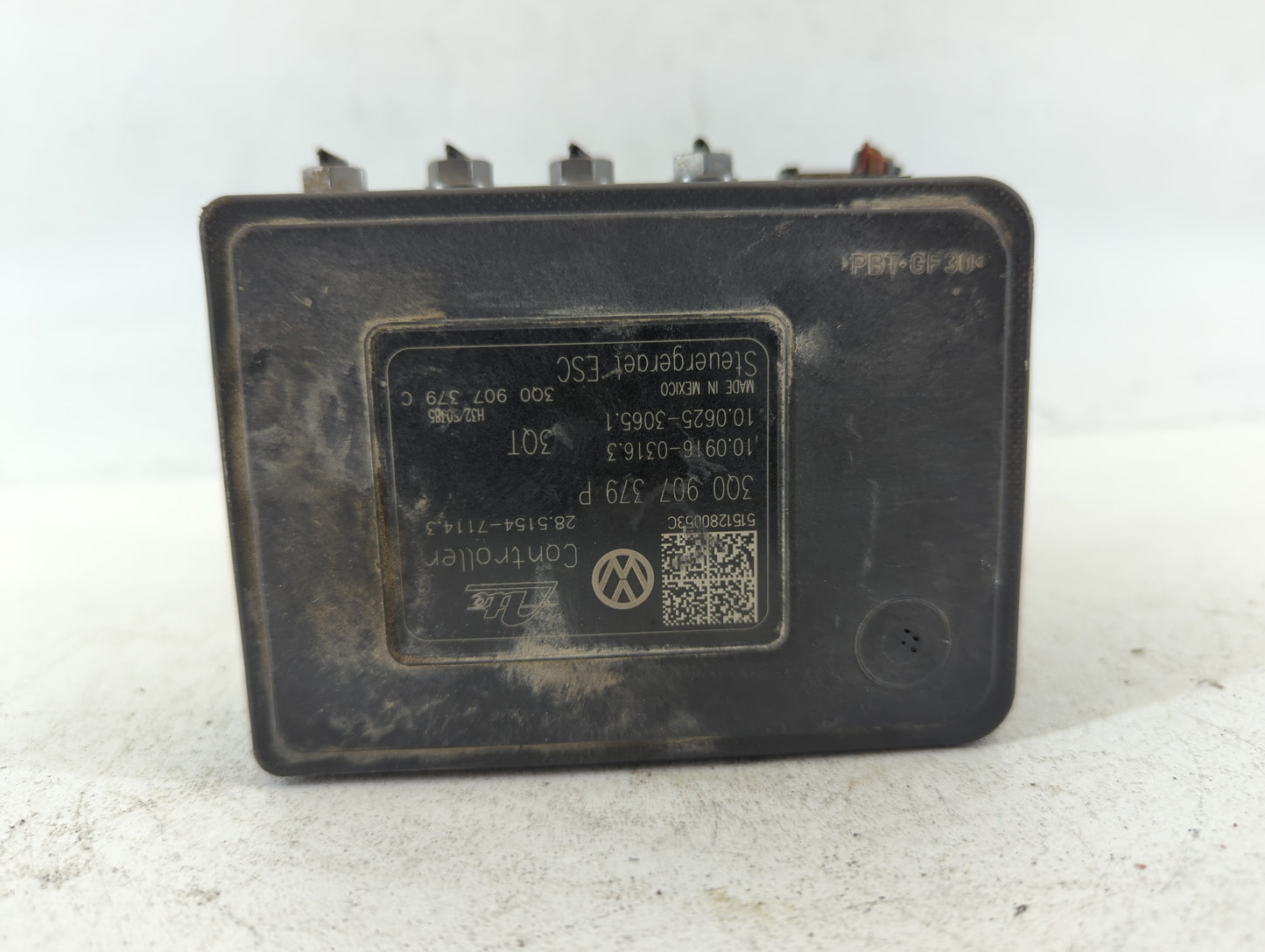 2015-2016 Volkswagen Golf ABS Pump Control Module Replacement P/N:3Q0 614 517 P Fits Fits 2015 2016 2017 OEM Used Auto Parts