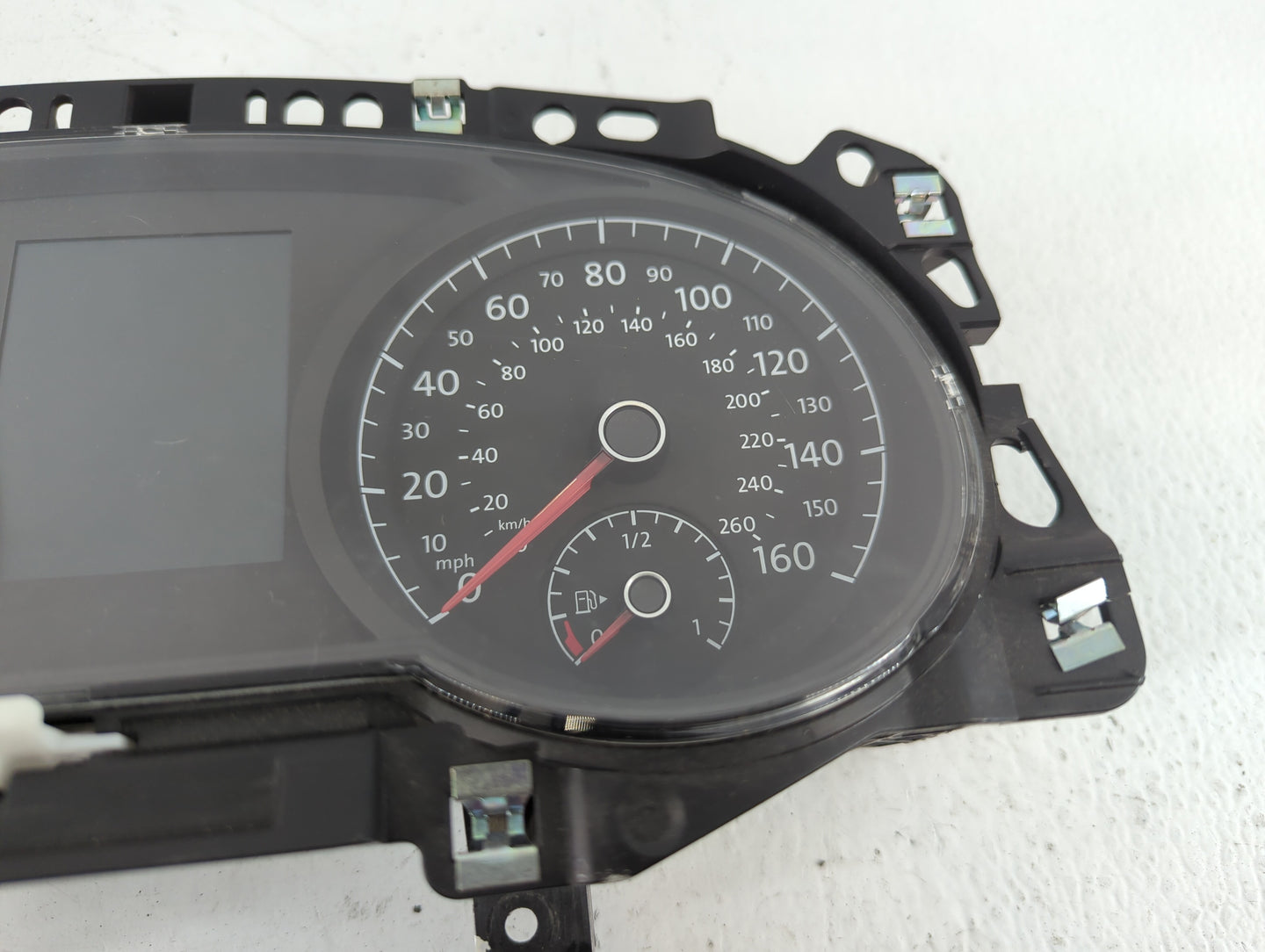 2015-2017 Volkswagen Golf Instrument Cluster Speedometer Gauges P/N:5G1920 840 Miles: Fits Fits 2015 2016 2017 OEM Used Auto