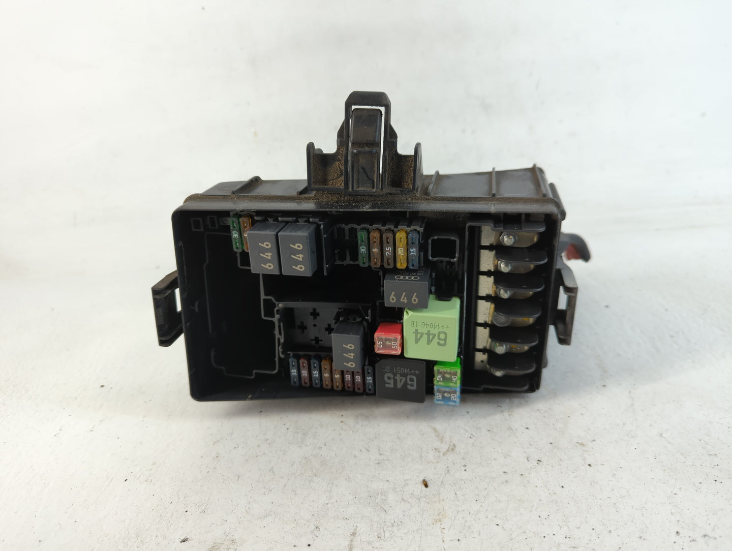 2015-2019 Volkswagen Golf Fusebox Fuse Box Panel Relay Module P/N:6351-2386 Fits Fits 2015 2016 2017 2018 2019 2020 2021 202