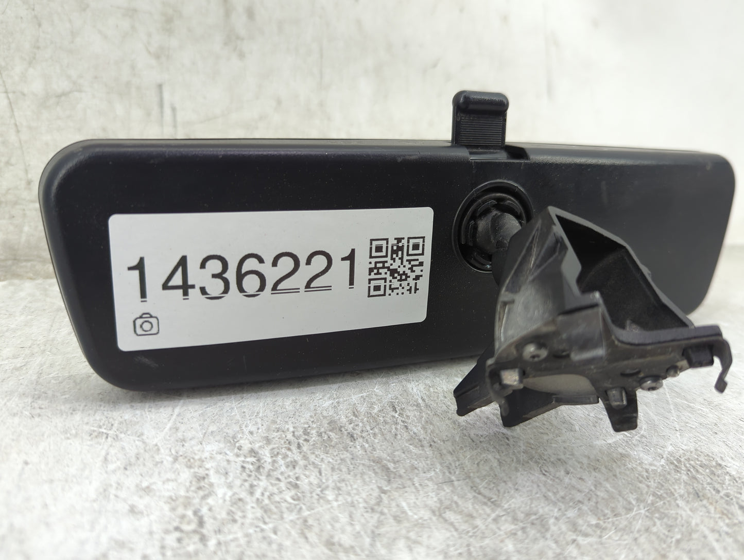 2015 Volkswagen Golf Gti Interior Rear View Mirror Replacement OEM Fits OEM Used Auto Parts - Oemusedautoparts1.com