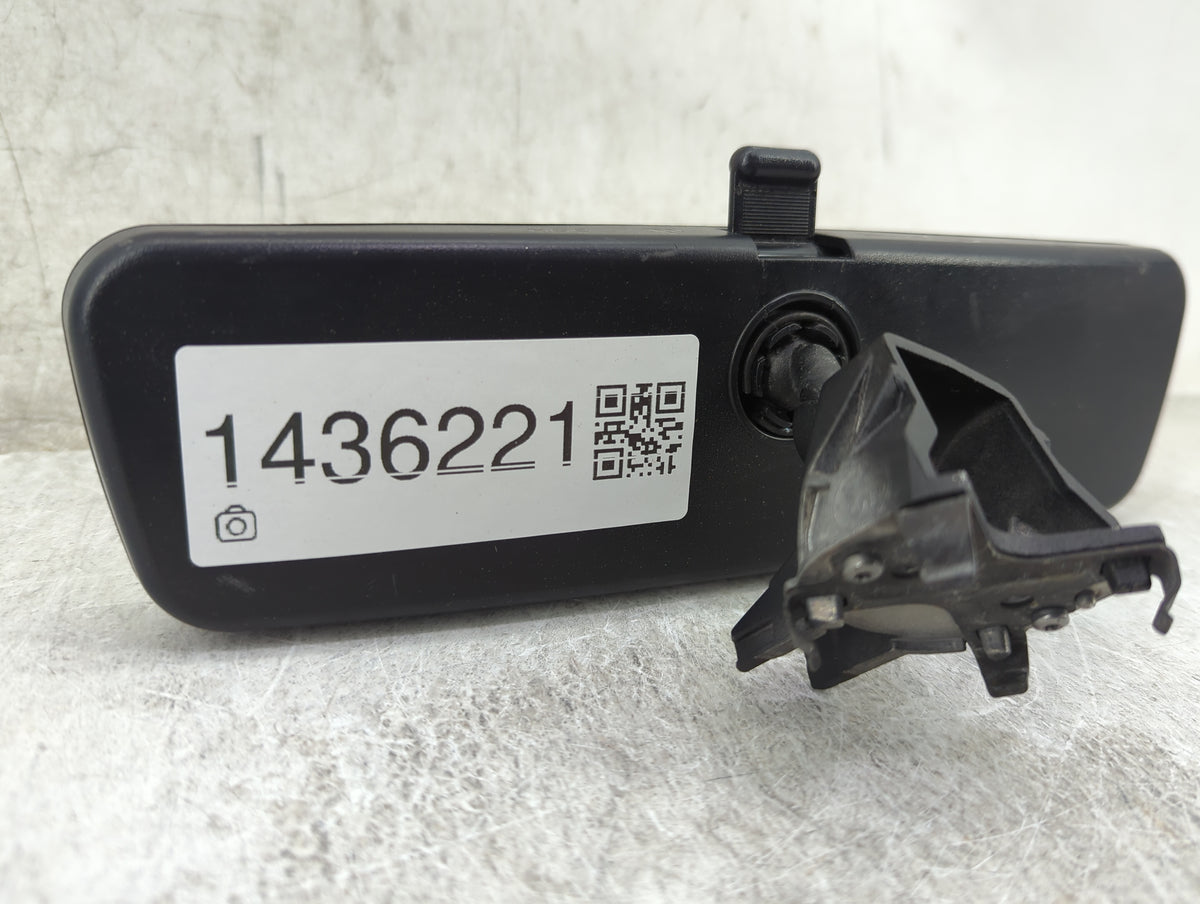 2015 Volkswagen Golf Gti Interior Rear View Mirror Replacement OEM P/N:E1021065 Fits OEM Used Auto Parts - Oemusedautoparts1