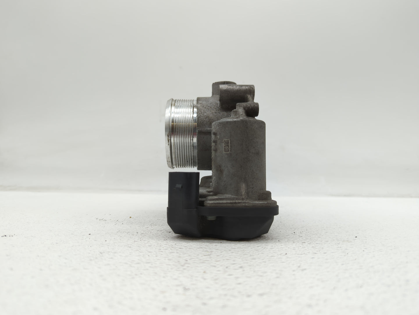 2015 Volkswagen Golf Sportwagen Throttle Body P/N:06F 133 062 G 06F 133 062 Q Fits OEM Used Auto Parts - Oemusedautoparts1.c