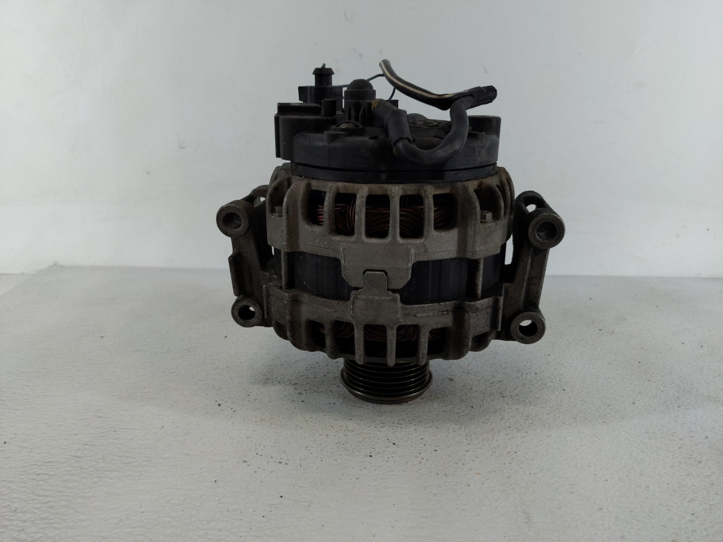 2015-2017 Volkswagen Gti Alternator Replacement Generator Charging Assembly Engine OEM P/N:06J 903 023Q Fits OEM Used Auto P