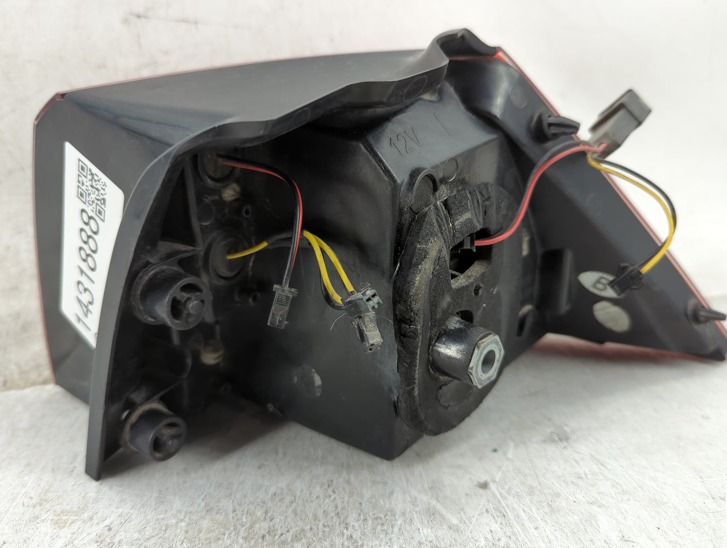 2015-2017 Volkswagen Gti Tail Light Assembly Passenger Right OEM Fits Fits 2015 2016 2017 OEM Used Auto Parts - Oemusedautop