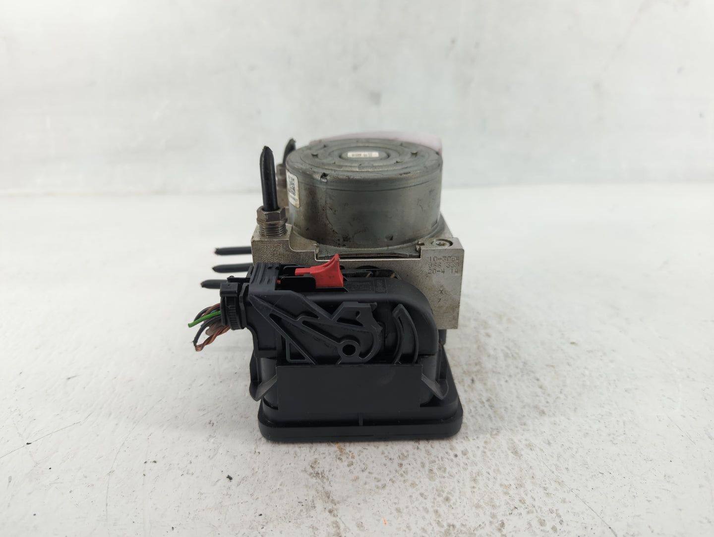 2015-2017 Volkswagen Gti ABS Pump Control Module Replacement P/N:3Q0 614 517 P Fits Fits 2015 2016 2017 OEM Used Auto Parts 