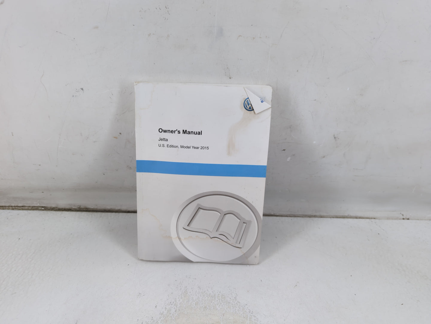 2015 Volkswagen Jetta Owners Manual Book Guide P/N:1515U1JT623 OEM Used Auto Parts - Oemusedautoparts1.com