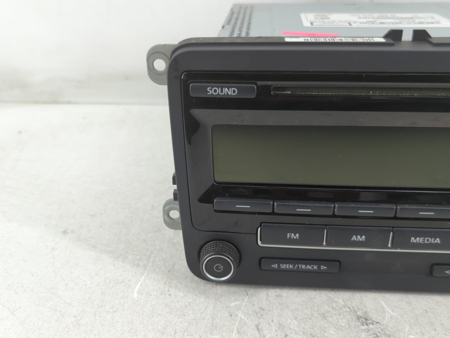2015-2017 Volkswagen Jetta Radio AM FM Cd Player Receiver Replacement P/N:1K0 035 164 H Fits Fits 2014 2015 2016 2017 OEM Us