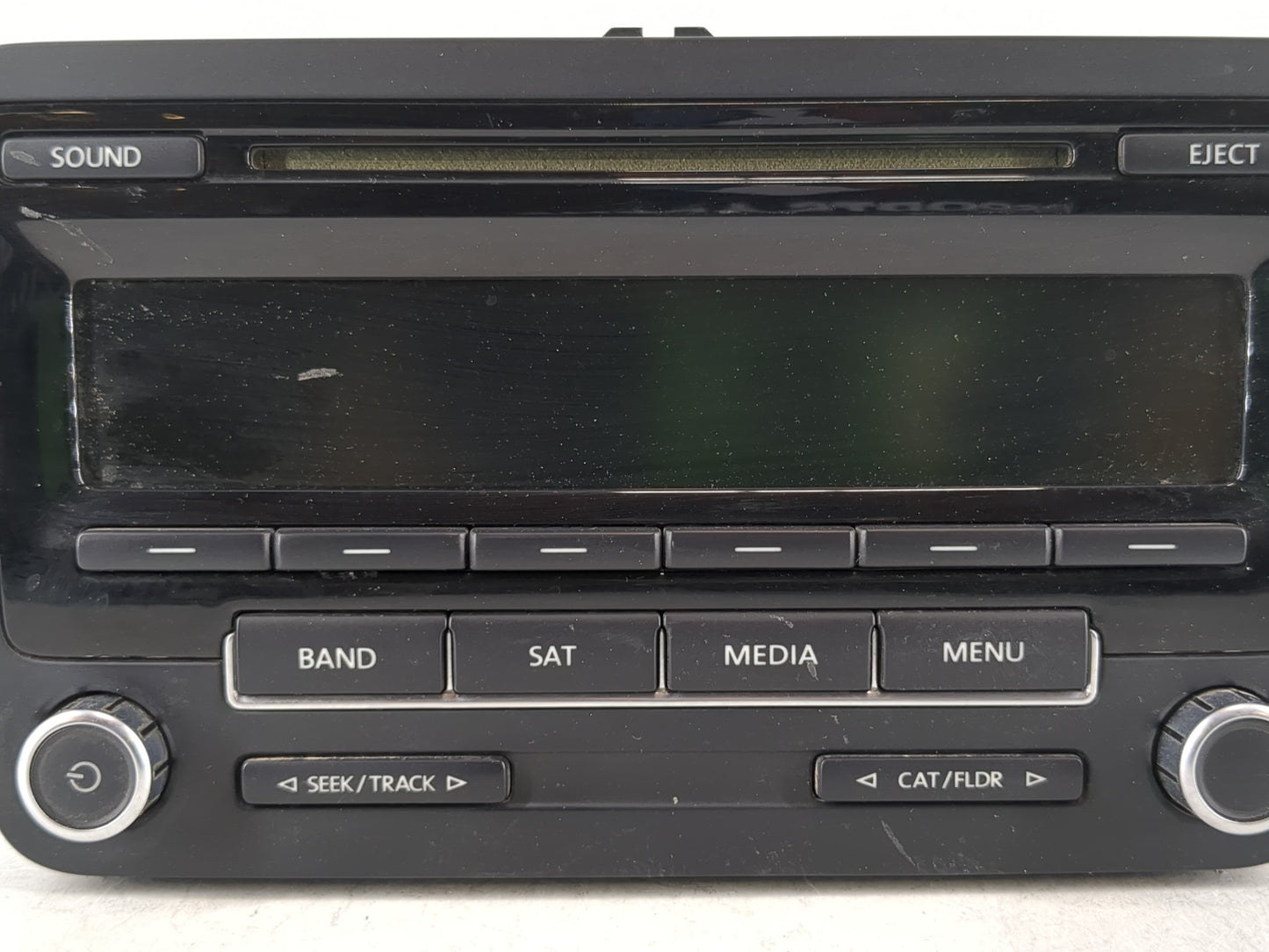 2015-2017 Volkswagen Jetta Radio AM FM Cd Player Receiver Replacement P/N:1K0 0 35 164 F Fits Fits 2014 2015 2016 2017 OEM U