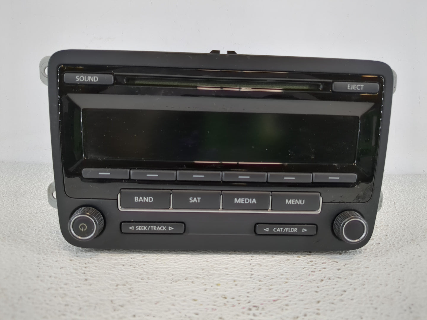 2015-2017 Volkswagen Jetta Radio AM FM Cd Player Receiver Replacement P/N:1K0 035 164 J Fits Fits 2014 2015 2016 2017 OEM Us