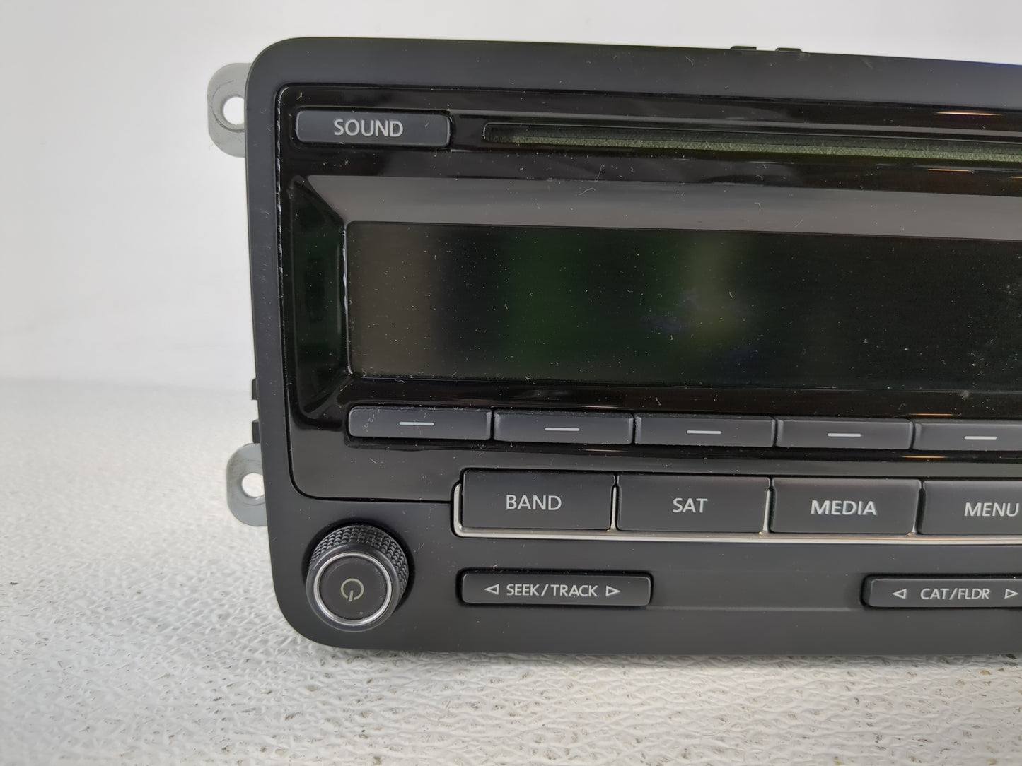 2015-2017 Volkswagen Jetta Radio AM FM Cd Player Receiver Replacement P/N:1K0 035 164 J Fits Fits 2014 2015 2016 2017 OEM Us