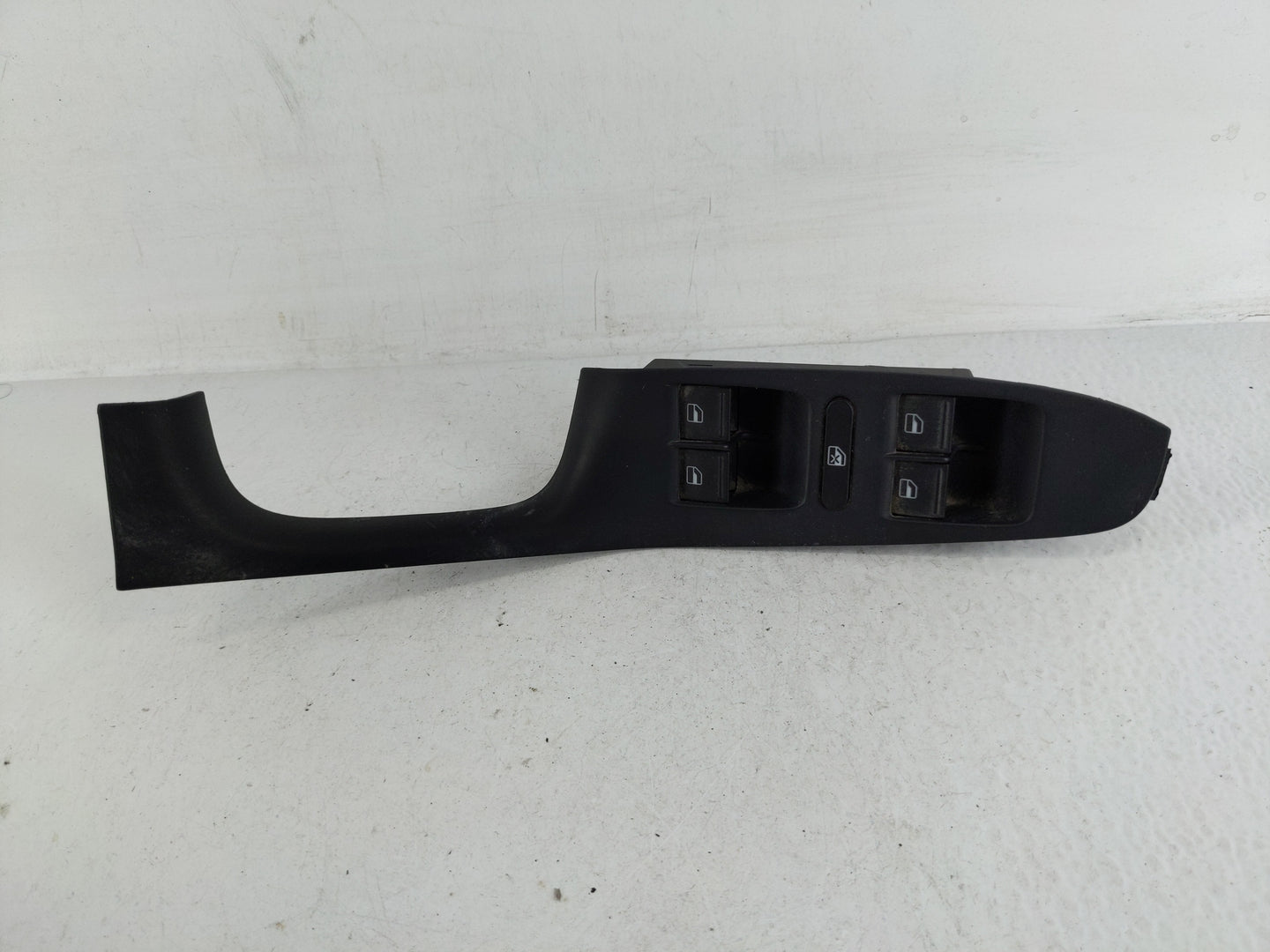 2005-2018 Volkswagen Jetta Master Power Window Switch Replacement Driver Side Left P/N:1K4 959 857 B Fits OEM Used Auto Part