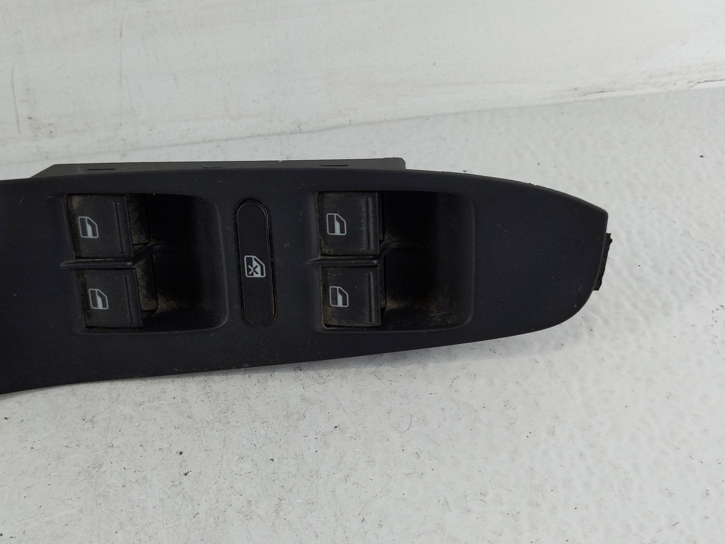 2005-2018 Volkswagen Jetta Master Power Window Switch Replacement Driver Side Left P/N:1K4 959 857 B Fits OEM Used Auto Part
