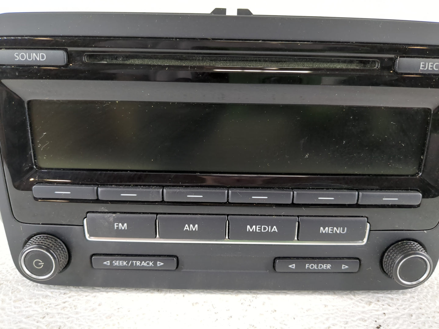 2015-2017 Volkswagen Jetta Radio AM FM Cd Player Receiver Replacement P/N:1K0 035 164 H Fits Fits 2014 2015 2016 2017 OEM Us