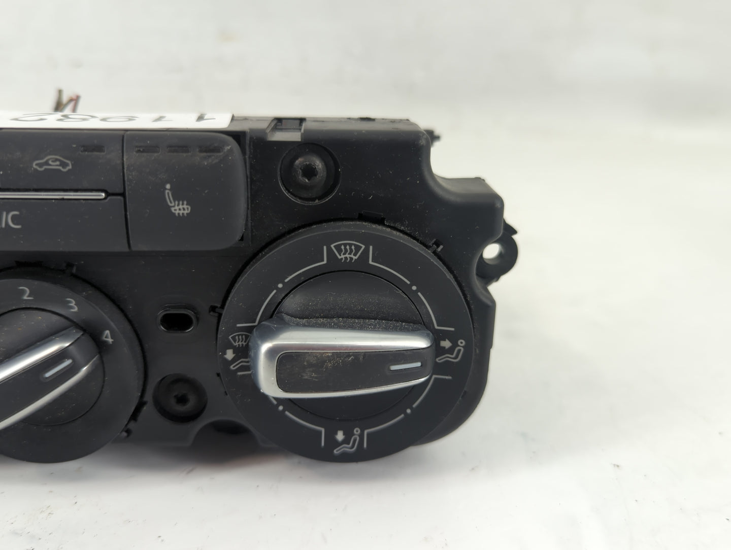 2015-2018 Volkswagen Jetta Climate Control Module Temperature AC/Heater Replacement Fits Fits 2015 2016 2017 2018 OEM Used A