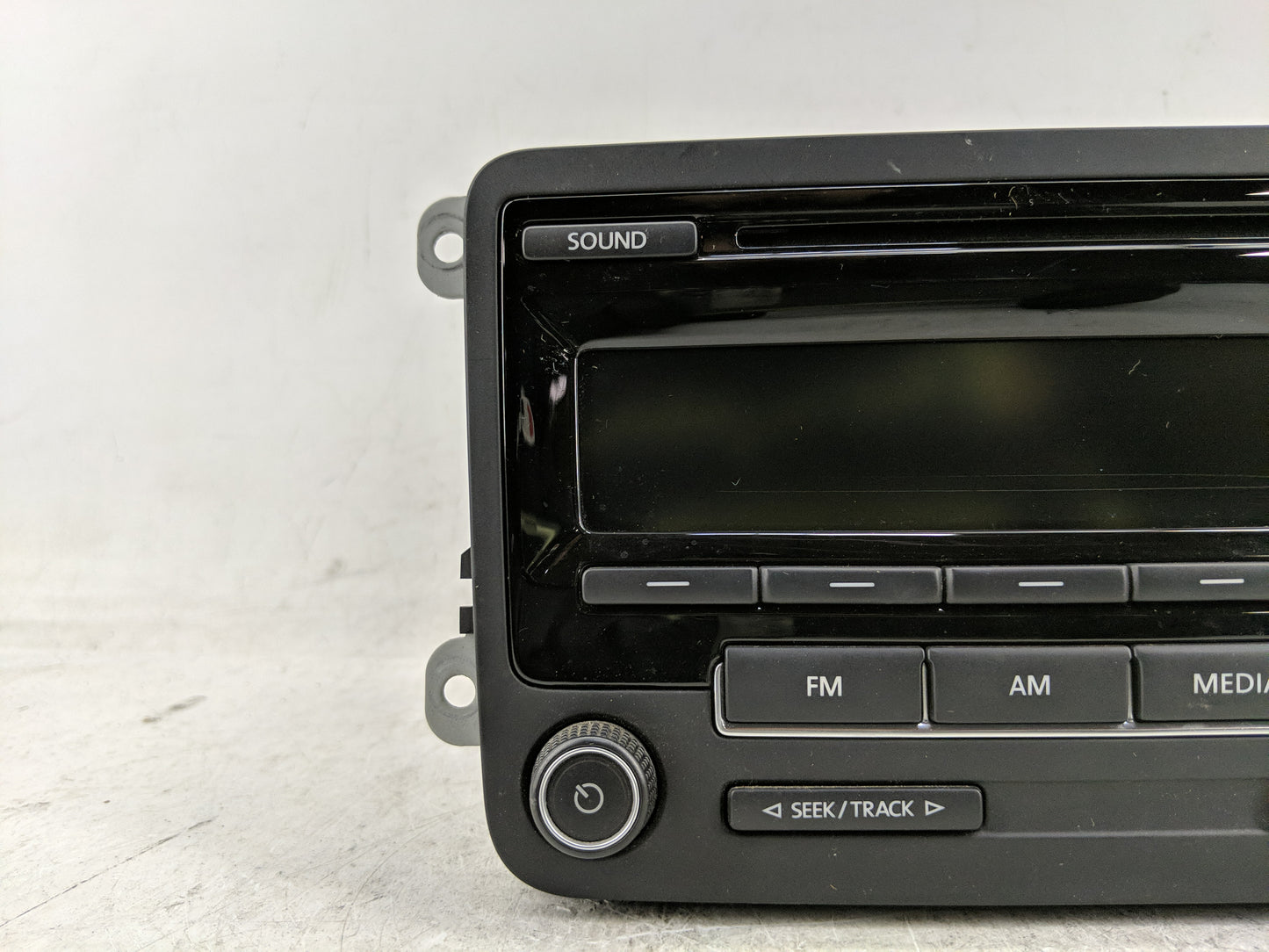2015-2017 Volkswagen Jetta Radio AM FM Cd Player Receiver Replacement P/N:1K0 035 164 H Fits Fits 2014 2015 2016 2017 OEM Us