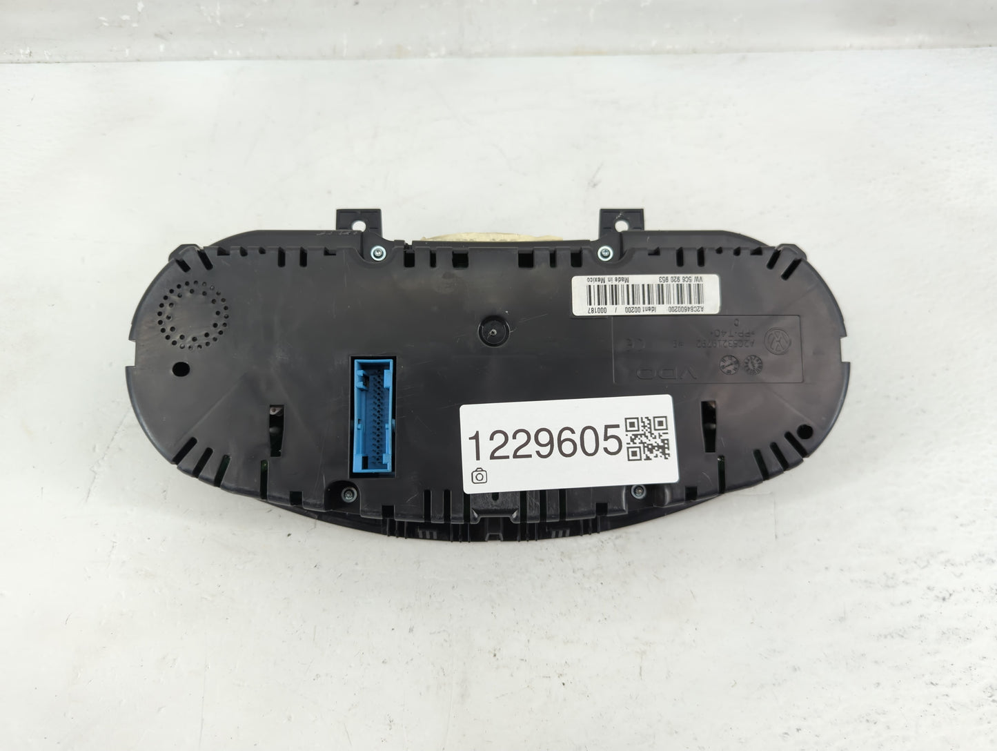 2014-2017 Volkswagen Jetta Instrument Cluster Speedometer Gauges P/N:5C6 920 953 A2C84600200 Fits Fits 2014 2015 2016 2017 O