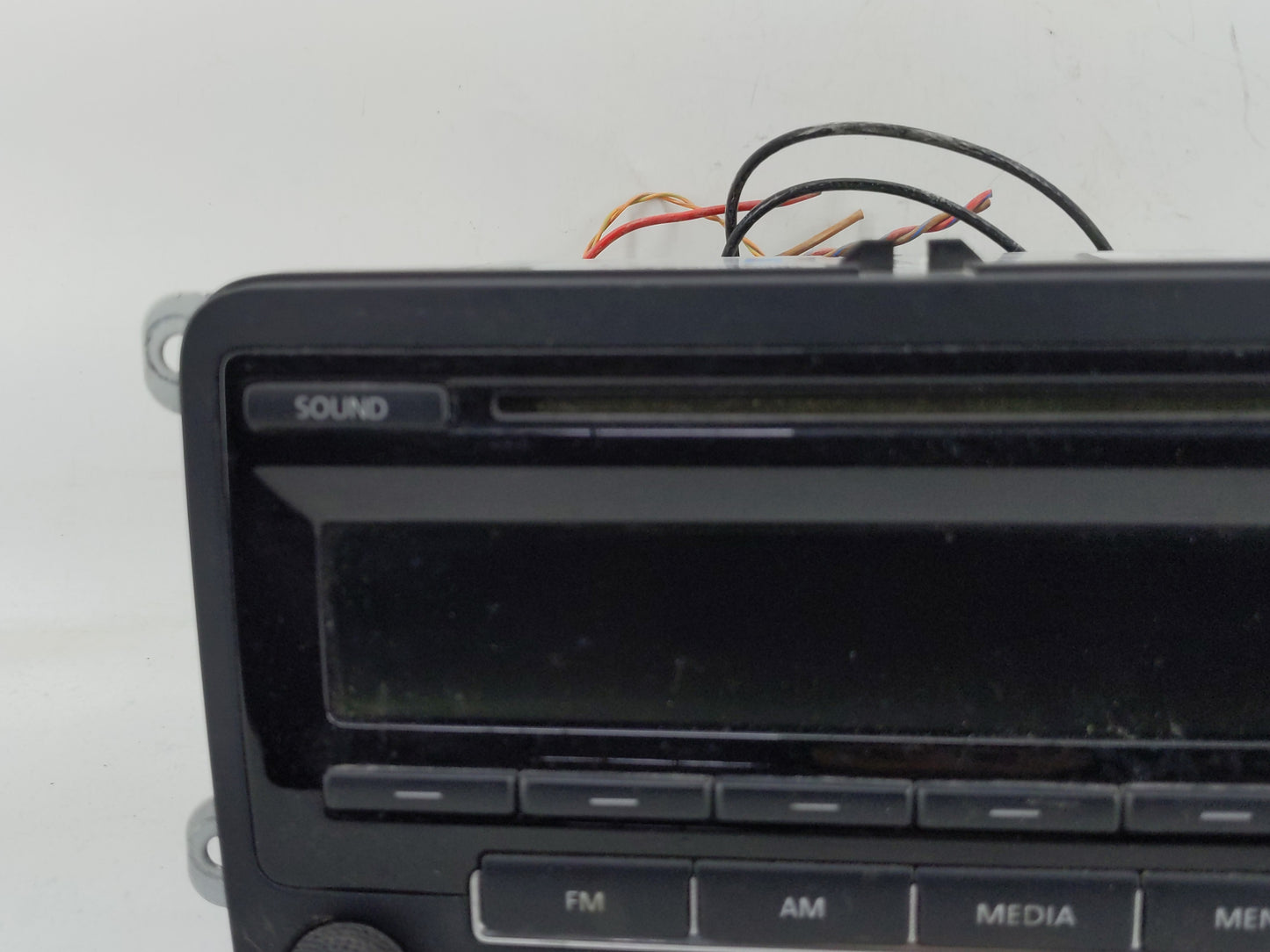 2015 Volkswagen Jetta Radio AM FM Cd Player Receiver Replacement P/N:28403545 1K0 035 164 H Fits OEM Used Auto Parts - Oemus