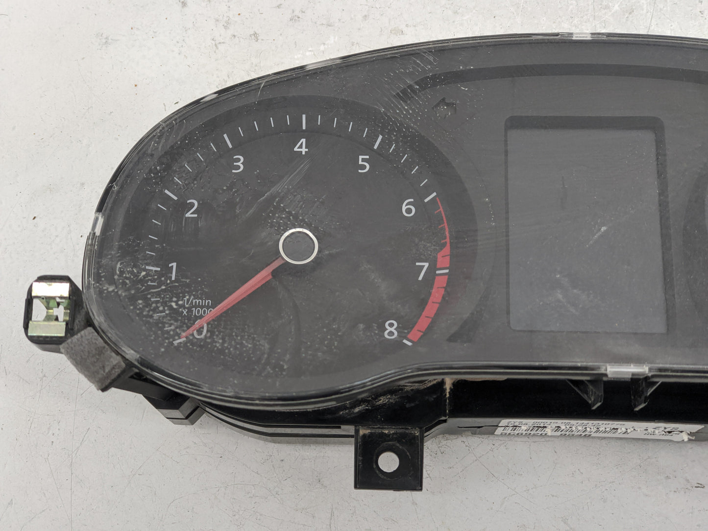 2015-2017 Volkswagen Jetta Instrument Cluster Speedometer Gauges P/N:5C6920954B Fits Fits 2015 2016 2017 OEM Used Auto Parts