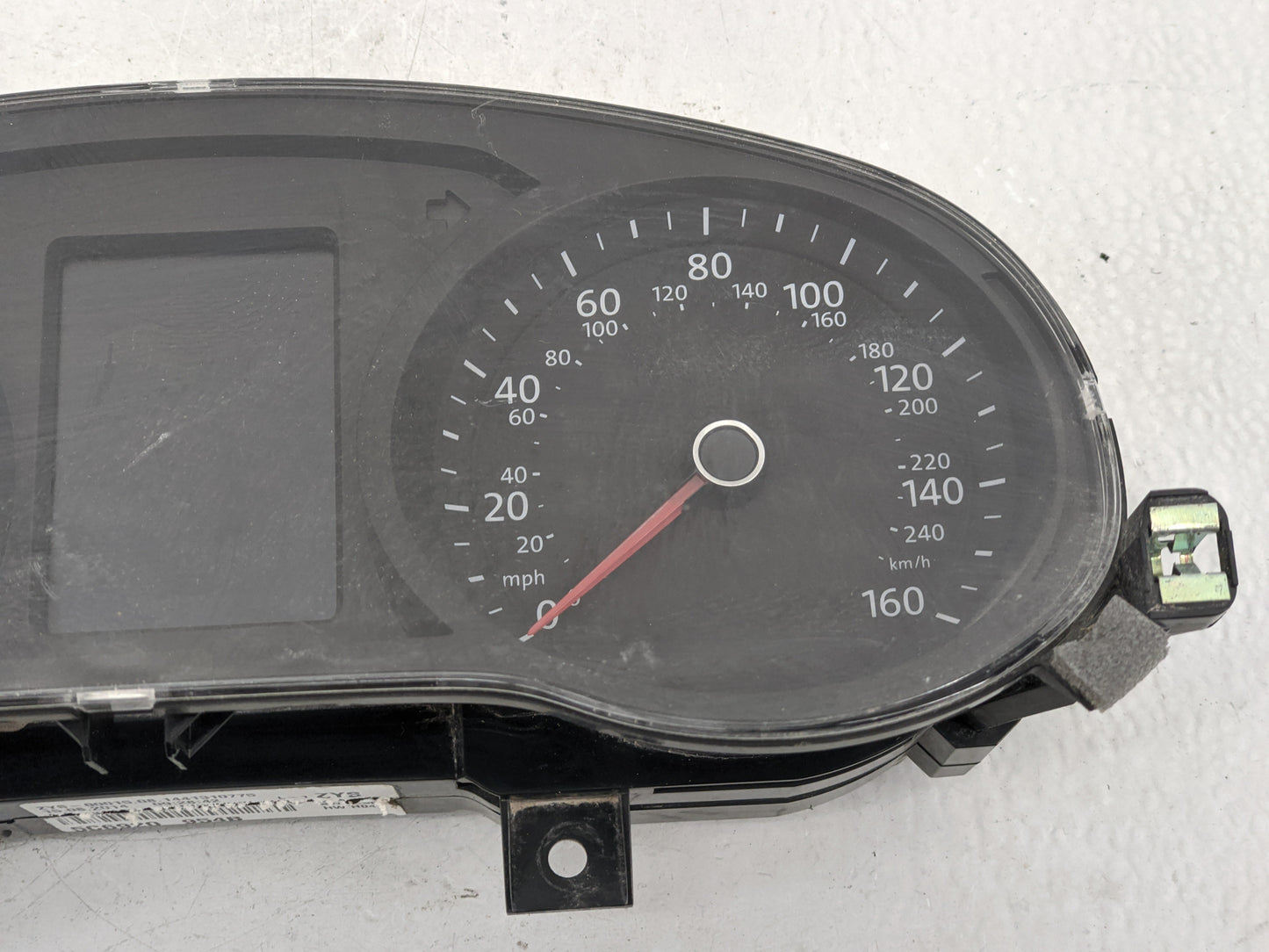 2015-2017 Volkswagen Jetta Instrument Cluster Speedometer Gauges P/N:5C6920954B Fits Fits 2015 2016 2017 OEM Used Auto Parts