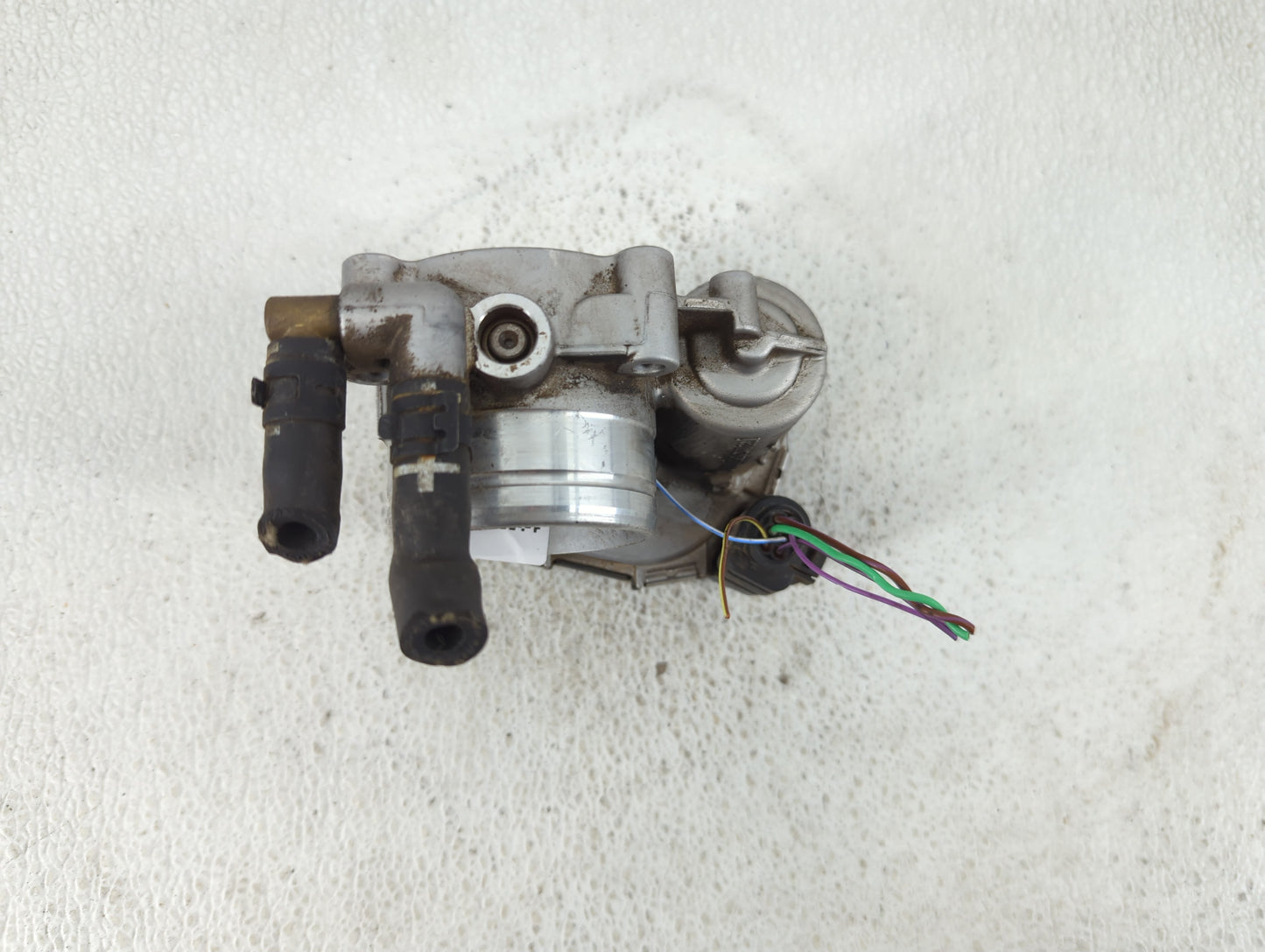 2011-2016 Volkswagen Jetta Throttle Body P/N:A2C85018300 06G 133 062 M Fits Fits 2011 2012 2013 2014 2015 2016 OEM Used Auto