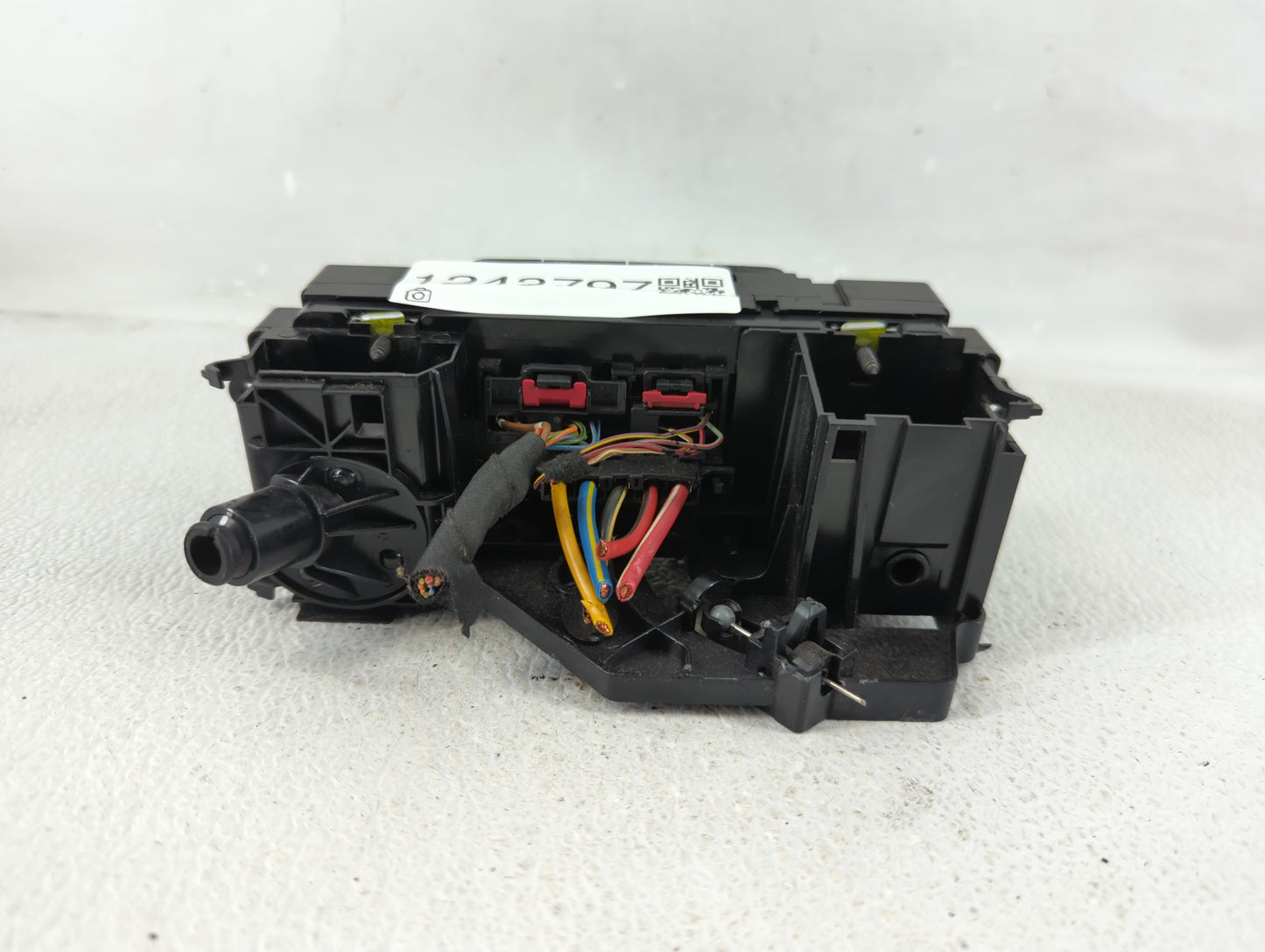 2015-2018 Volkswagen Jetta Climate Control Module Temperature AC/Heater Replacement P/N:90151-907 Fits Fits 2015 2016 2017 2