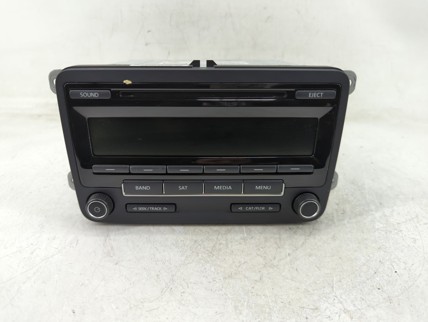 2015-2017 Volkswagen Jetta Radio AM FM Cd Player Receiver Replacement P/N:1K0035164J Fits Fits 2015 2016 2017 OEM Used Auto 