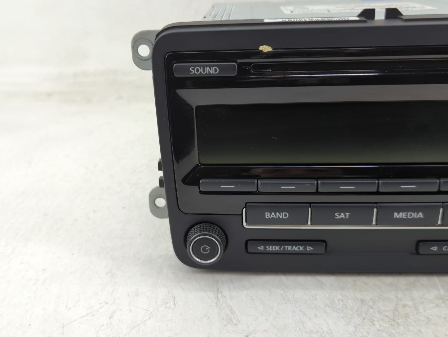 2015-2017 Volkswagen Jetta Radio AM FM Cd Player Receiver Replacement P/N:1K0035164J Fits Fits 2015 2016 2017 OEM Used Auto 