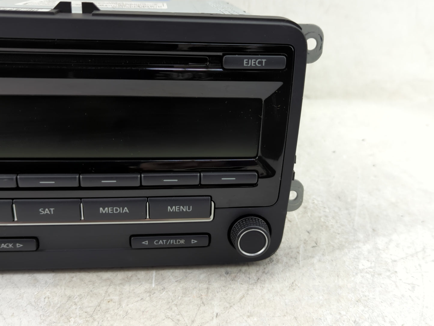 2015-2017 Volkswagen Jetta Radio AM FM Cd Player Receiver Replacement P/N:1K0035164J Fits Fits 2015 2016 2017 OEM Used Auto 