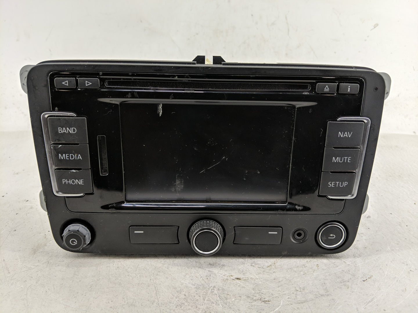 2015-2016 Volkswagen Jetta Radio AM FM Cd Player Receiver Replacement P/N:1Q0 035 274 B Fits Fits 2015 2016 OEM Used Auto Pa