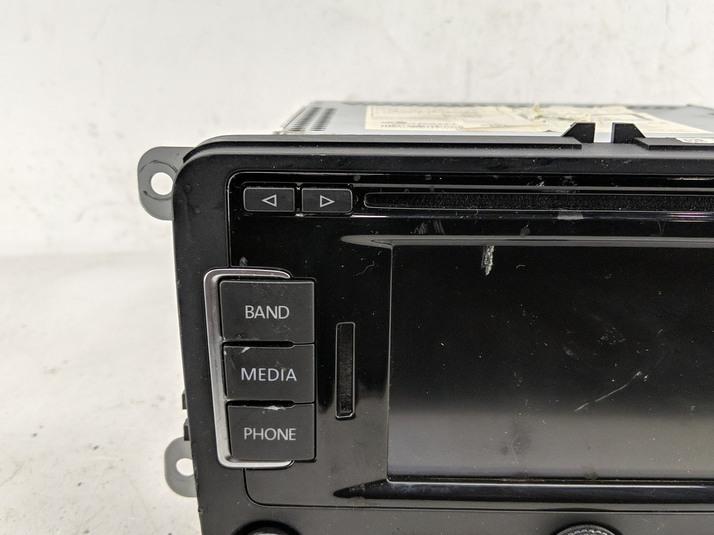 2015-2016 Volkswagen Jetta Radio AM FM Cd Player Receiver Replacement P/N:1Q0 035 274 B Fits Fits 2015 2016 OEM Used Auto Pa