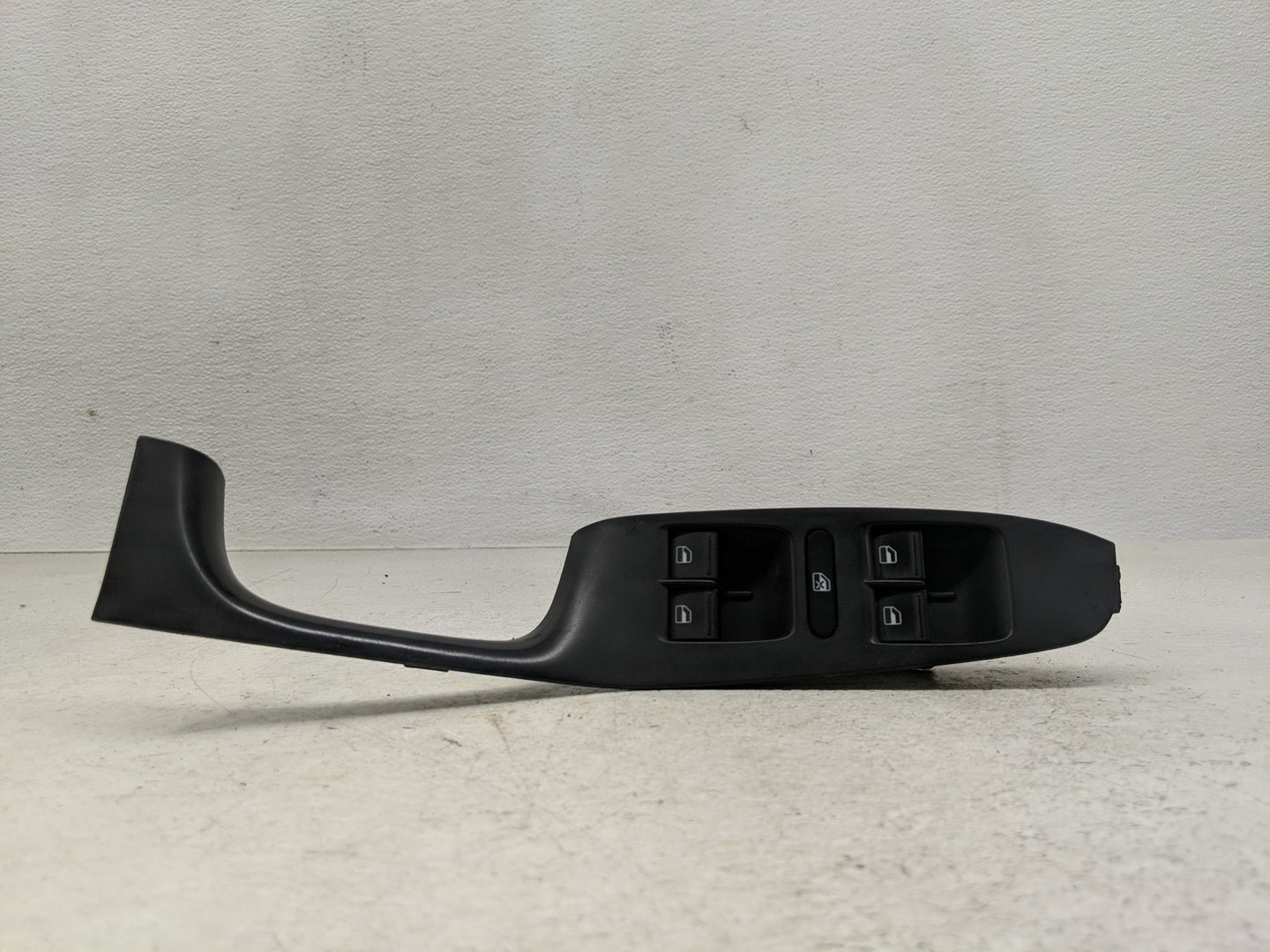 2015 Volkswagen Jetta Master Power Window Switch Replacement Driver Side Left P/N:5C7 867 255 CD Fits OEM Used Auto Parts - 