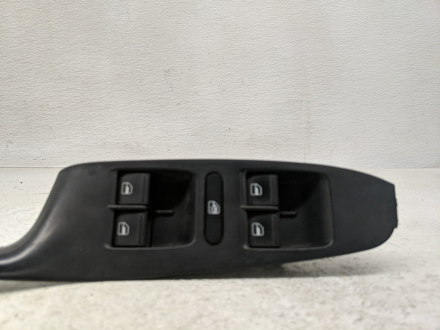 2015 Volkswagen Jetta Master Power Window Switch Replacement Driver Side Left P/N:5C7 867 255 CD Fits OEM Used Auto Parts - 