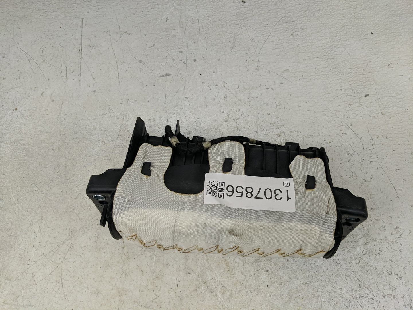 2015 Volkswagen Jetta Air Bag Passenger Right Dashboard OEM Fits OEM Used Auto Parts - Oemusedautoparts1.com