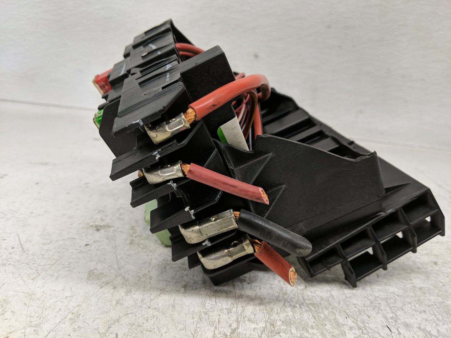 2015-2018 Volkswagen Jetta Fusebox Fuse Box Panel Relay Module Fits Fits 2015 2016 2017 2018 OEM Used Auto Parts - Oemusedau