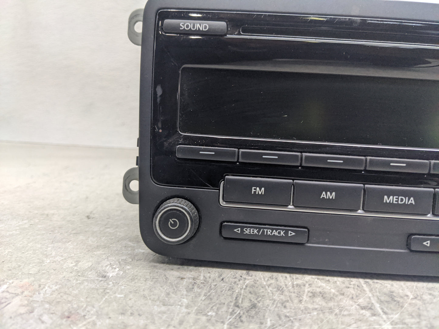 2015-2017 Volkswagen Jetta Radio AM FM Cd Player Receiver Replacement P/N:1K0 035 164 H Fits Fits 2014 2015 2016 2017 OEM Us